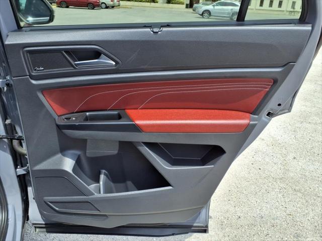 used 2021 Volkswagen Atlas Cross Sport car, priced at $25,000
