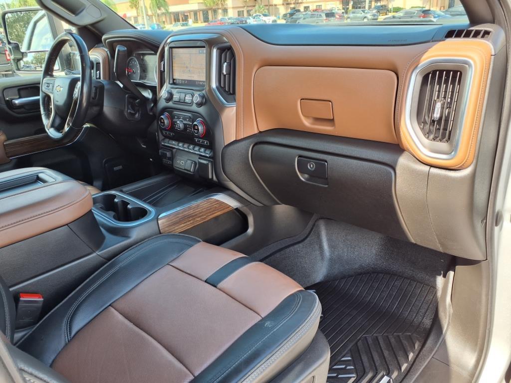 used 2022 Chevrolet Silverado 2500 car, priced at $52,484