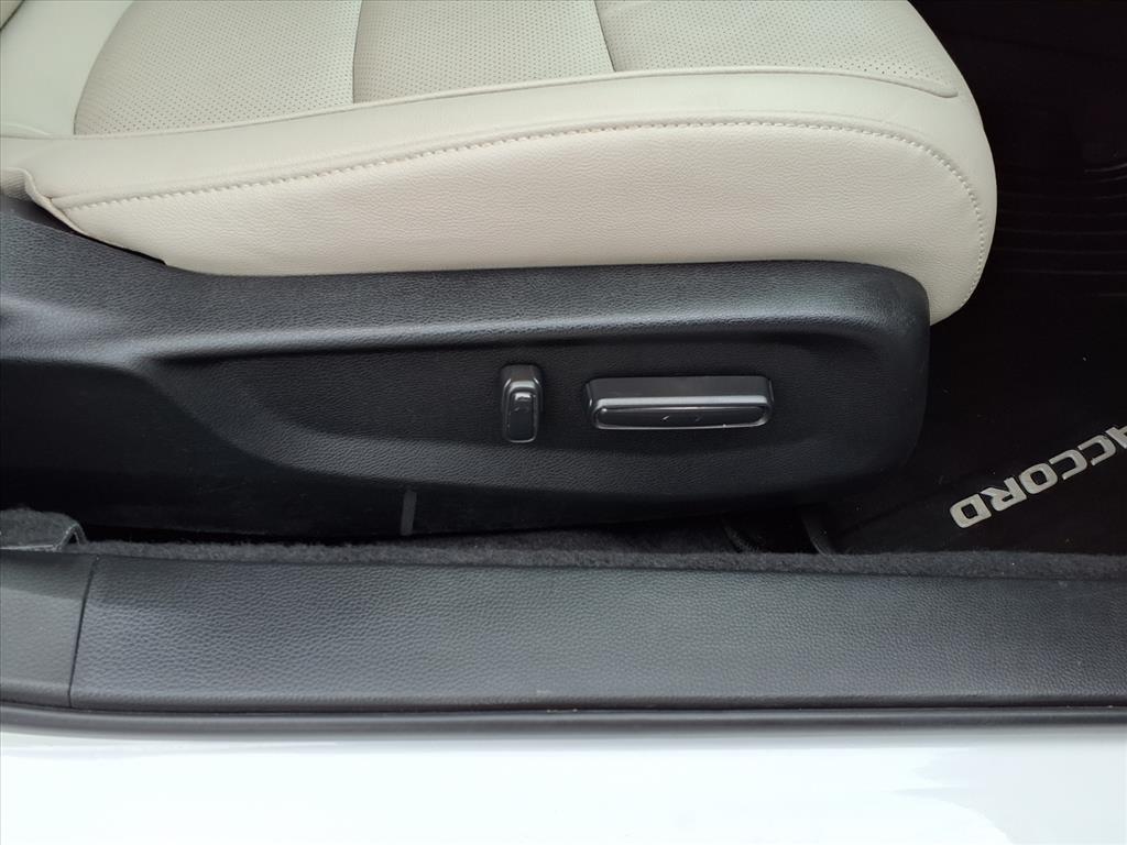 used 2022 Honda Accord Hybrid car, priced at $26,484