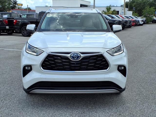 used 2022 Toyota Highlander Hybrid car, priced at $44,484