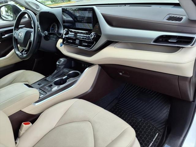 used 2022 Toyota Highlander Hybrid car, priced at $44,484