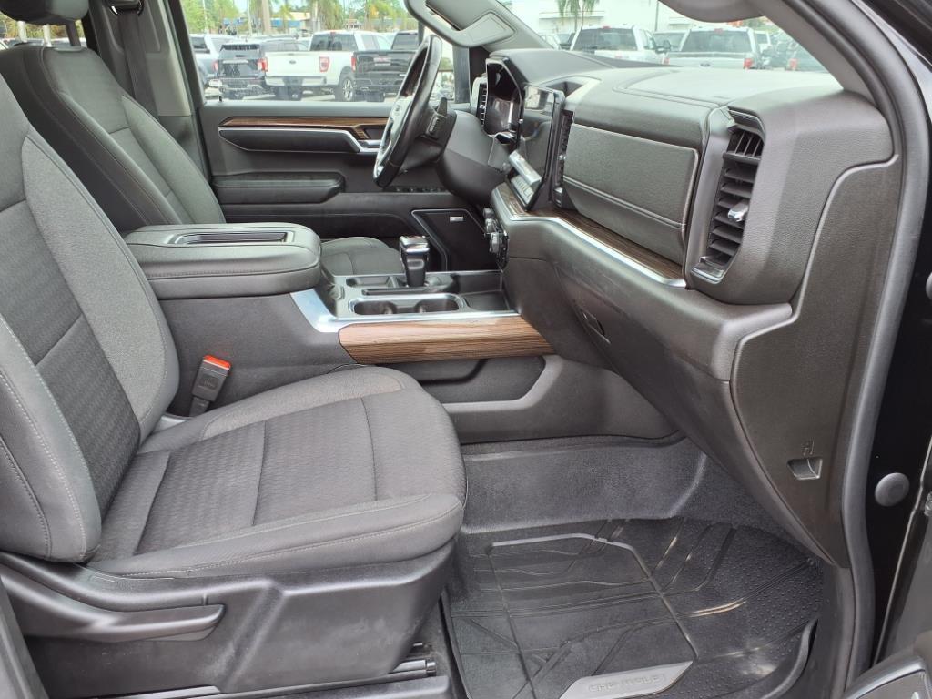 used 2022 Chevrolet Silverado 1500 car, priced at $34,994