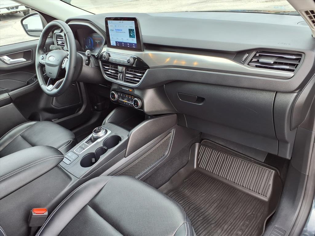used 2022 Ford Escape car, priced at $23,994