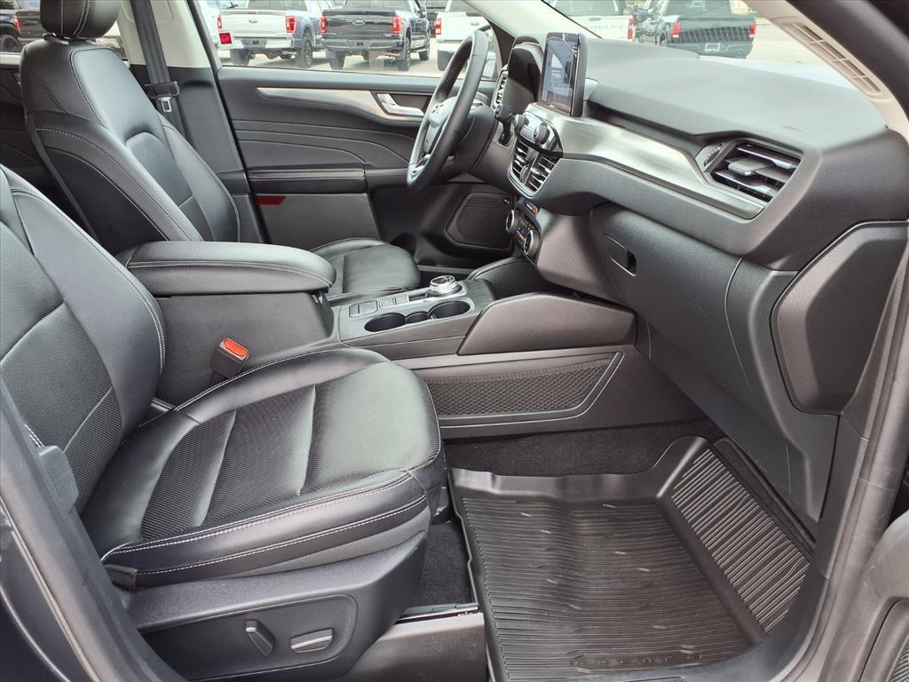 used 2022 Ford Escape car, priced at $23,994