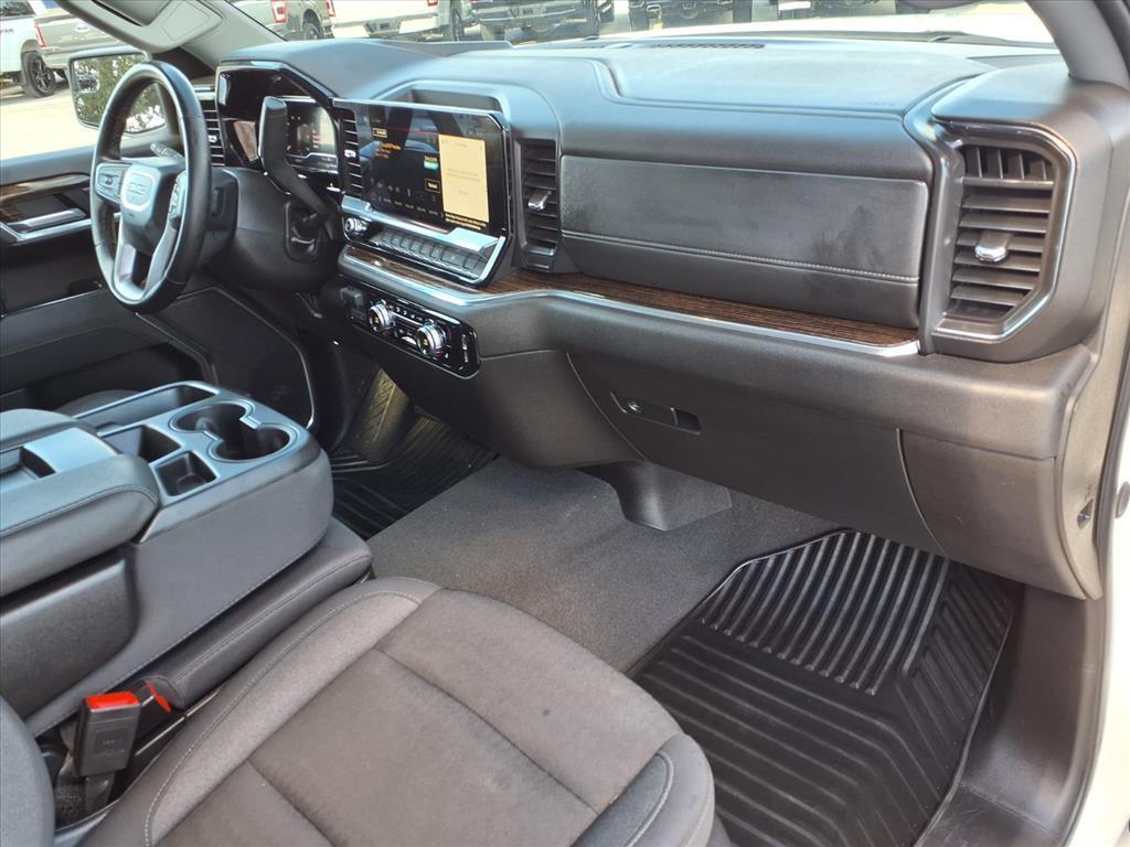 used 2025 GMC Sierra 1500 car, priced at $47,994
