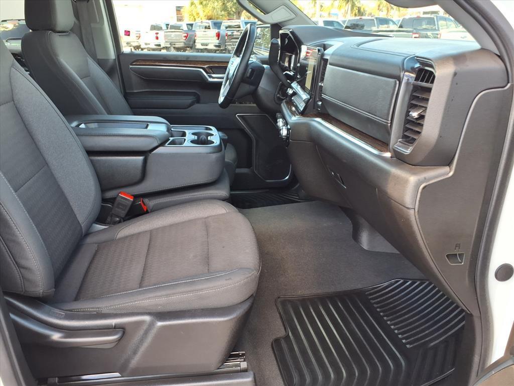 used 2025 GMC Sierra 1500 car, priced at $47,994