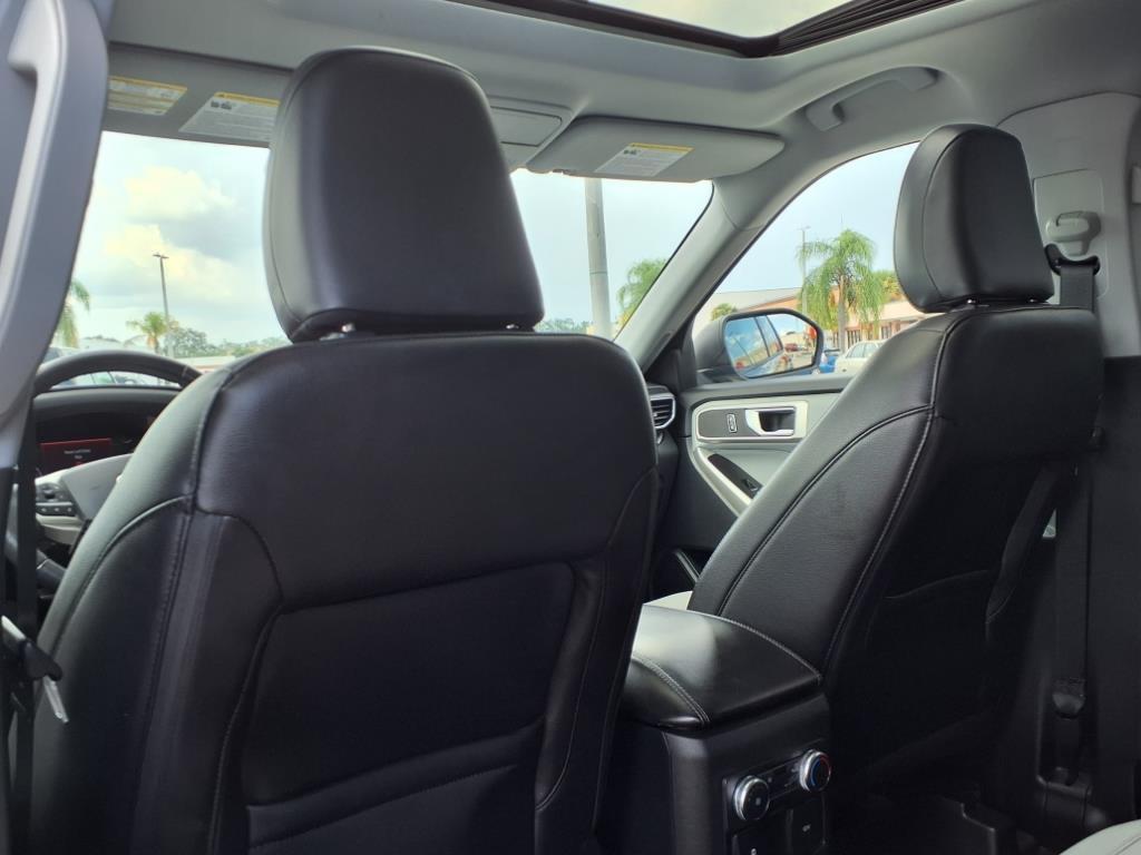used 2021 Ford Explorer car