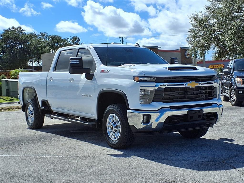 used 2024 Chevrolet Silverado 2500 car