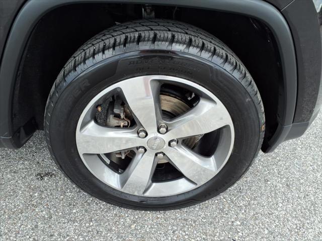 used 2014 Jeep Grand Cherokee car, priced at $9,484