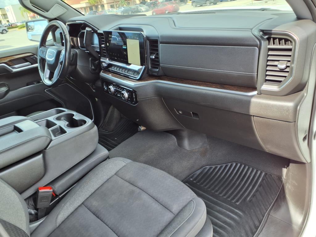 used 2022 GMC Sierra 1500 car, priced at $37,994