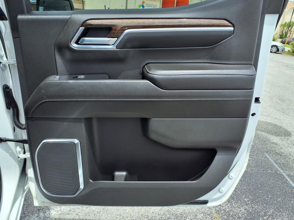 used 2022 GMC Sierra 1500 car, priced at $37,484