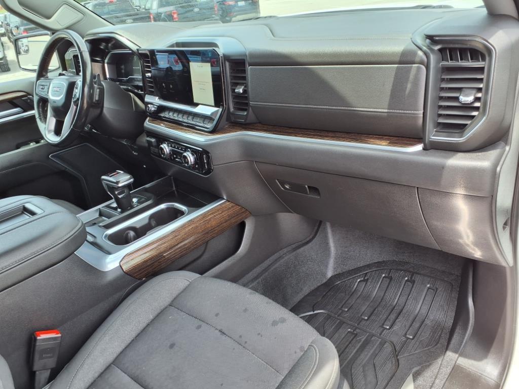 used 2022 GMC Sierra 1500 car, priced at $37,484