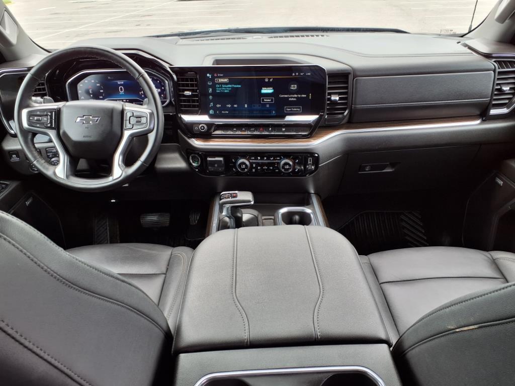 used 2025 Chevrolet Silverado 1500 car, priced at $45,994