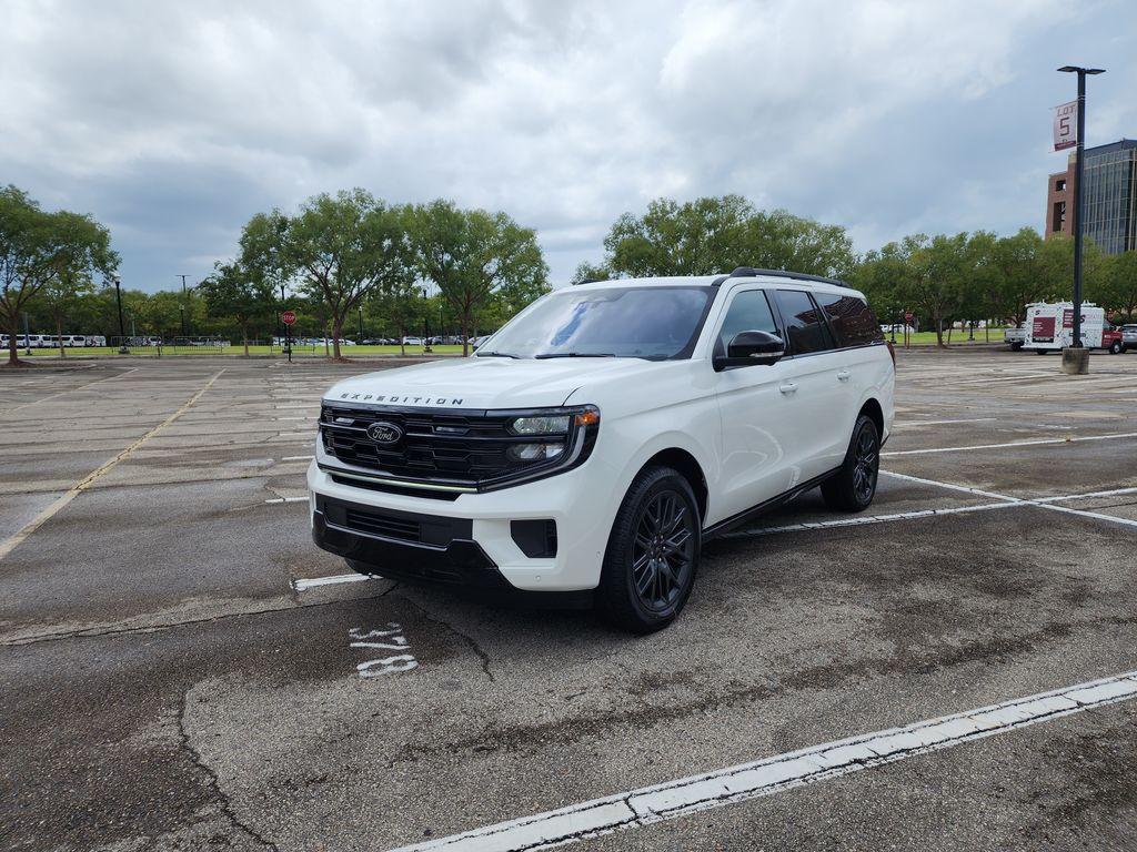 new 2025 Ford Expedition Max car, priced at $87,685