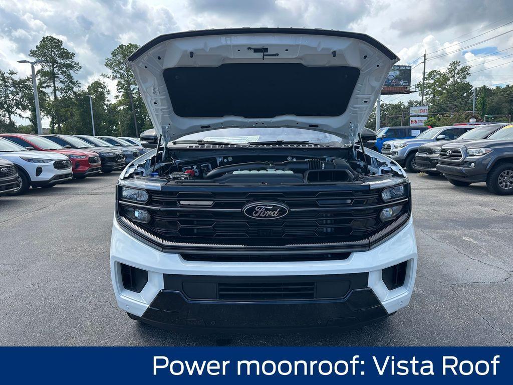 new 2025 Ford Expedition car, priced at $78,946