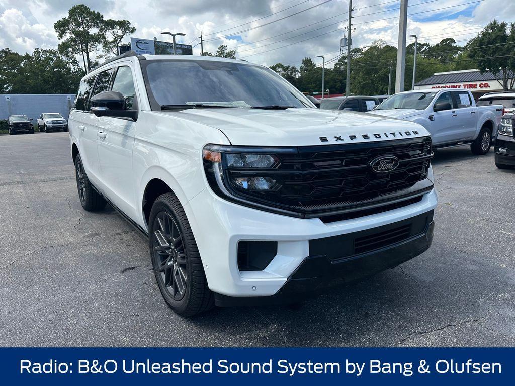 new 2025 Ford Expedition car, priced at $83,280