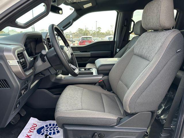 new 2025 Ford F-150 car, priced at $60,995