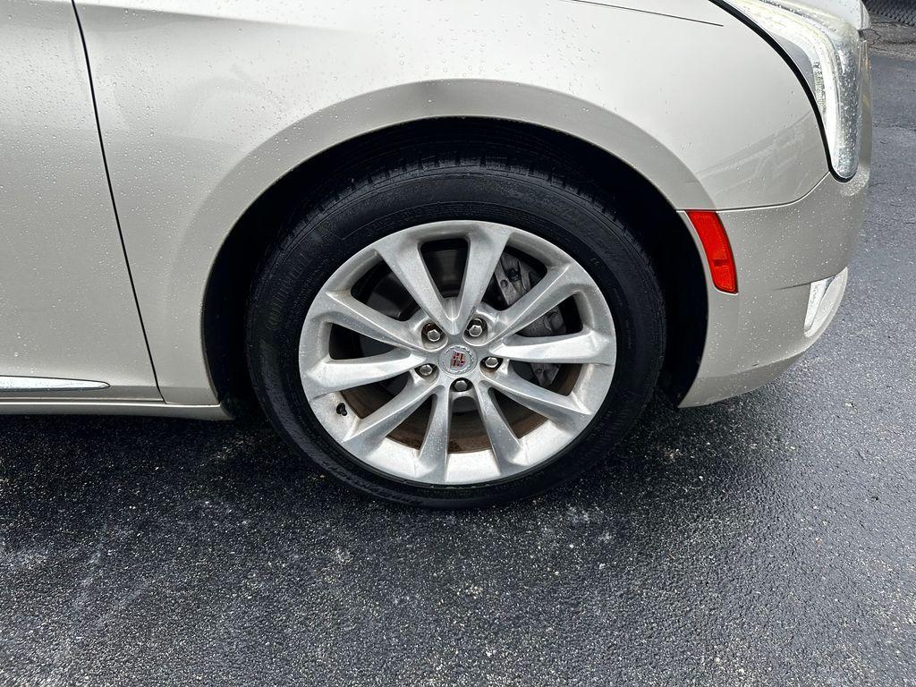 used 2013 Cadillac XTS car, priced at $7,682