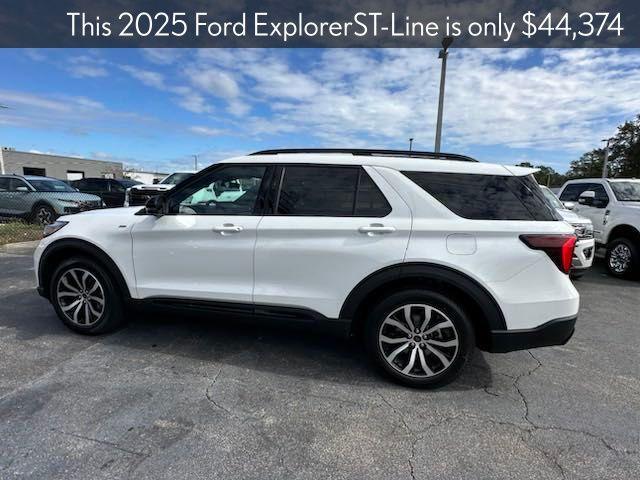 new 2025 Ford Explorer car, priced at $44,374