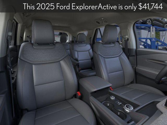 new 2025 Ford Explorer car, priced at $41,744