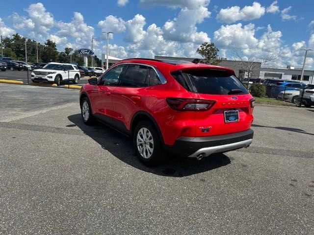 new 2024 Ford Escape car, priced at $29,999