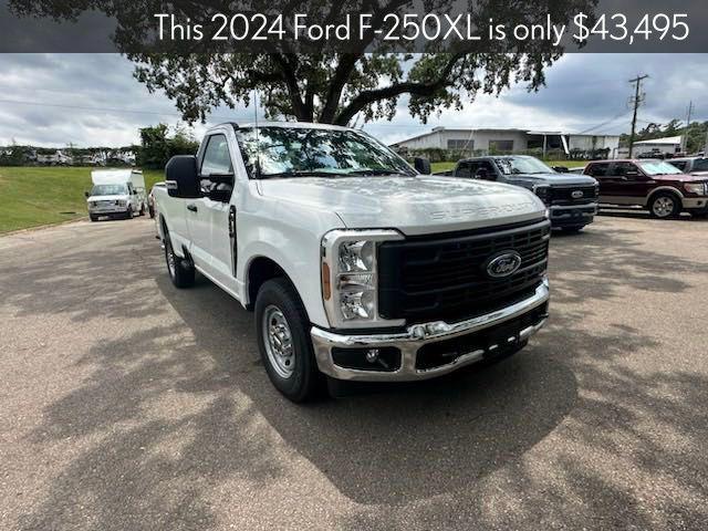 new 2024 Ford F-250 car, priced at $43,495