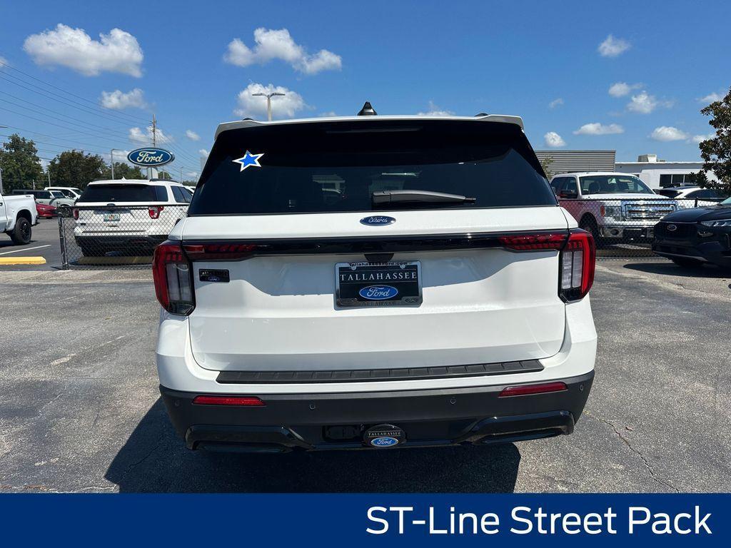 new 2025 Ford Explorer car, priced at $47,926