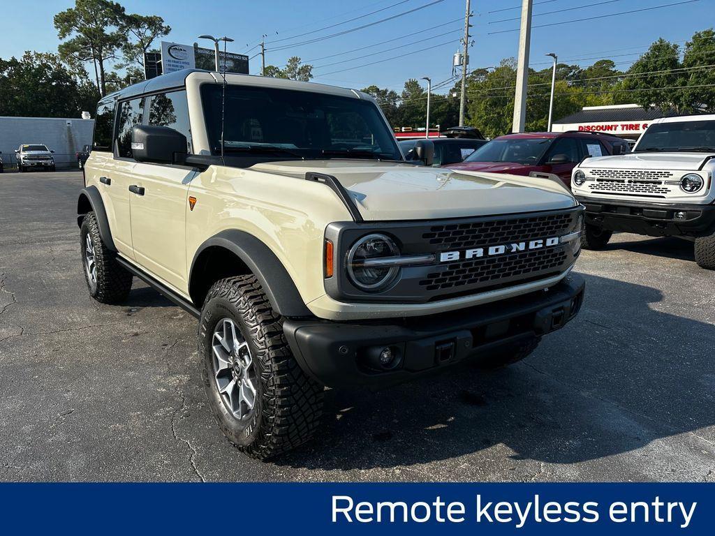 new 2025 Ford Bronco car, priced at $55,733