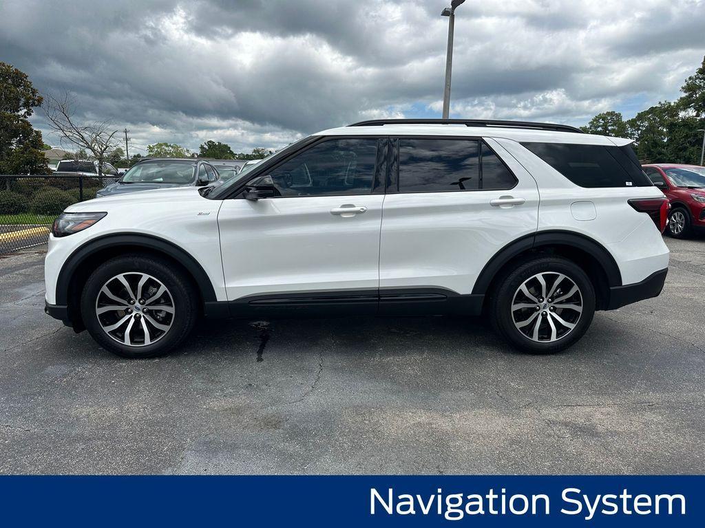 new 2025 Ford Explorer car, priced at $44,927