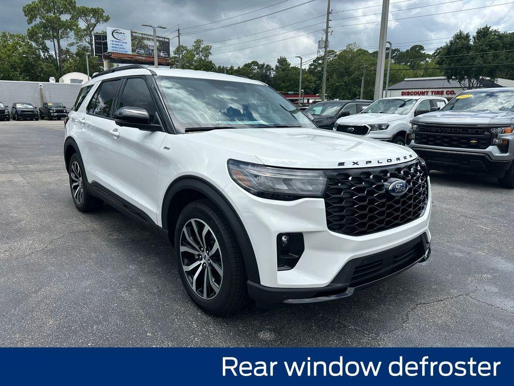 new 2025 Ford Explorer car, priced at $44,927