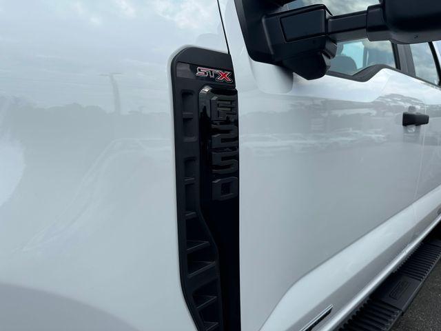 new 2025 Ford F-250 car, priced at $71,840