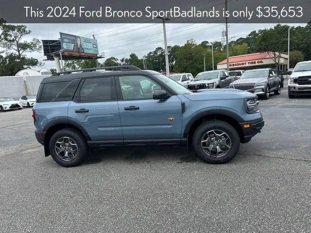 new 2024 Ford Bronco Sport car, priced at $35,653