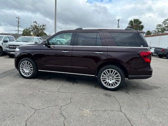 new 2024 Ford Expedition car, priced at $65,995