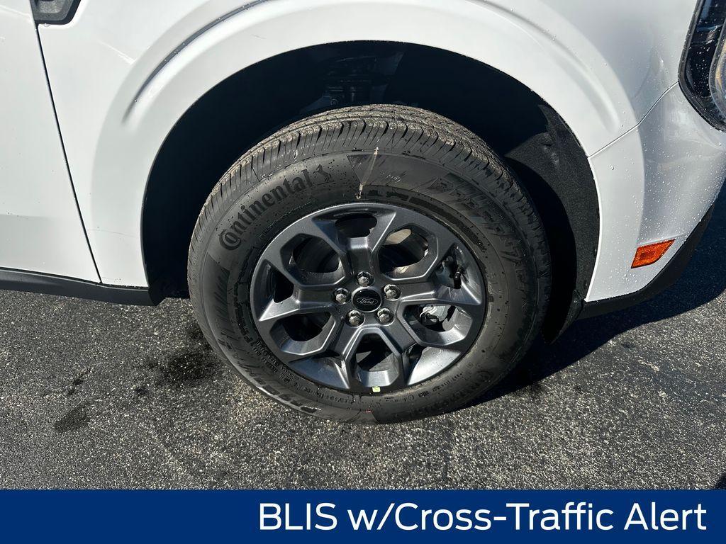 new 2025 Ford Maverick car, priced at $33,129