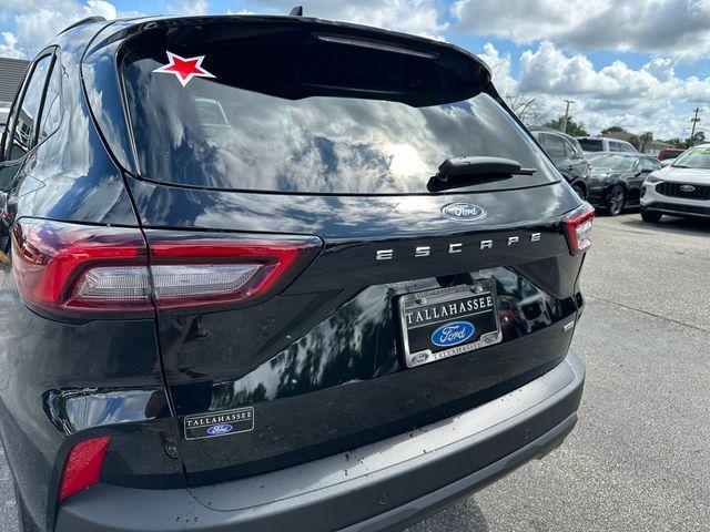 new 2025 Ford Escape car, priced at $31,267
