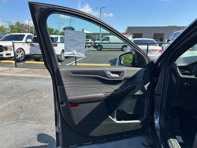 new 2025 Ford Escape car, priced at $31,267