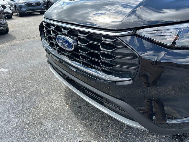 new 2025 Ford Escape car, priced at $31,267
