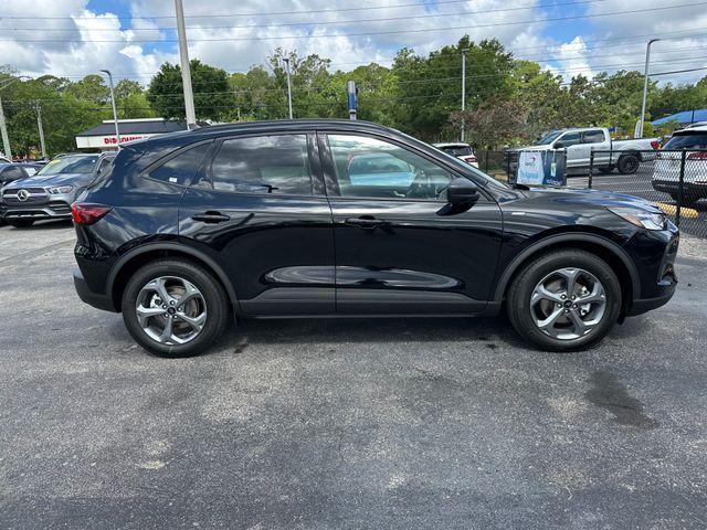 new 2025 Ford Escape car, priced at $31,267