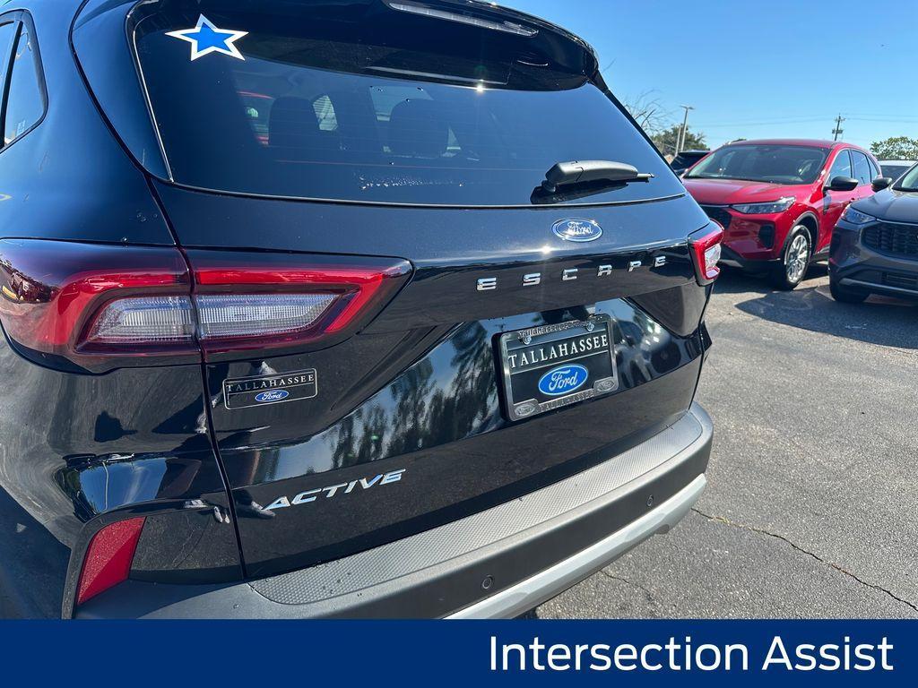 new 2025 Ford Escape car, priced at $28,254