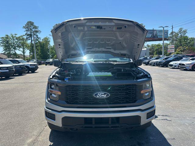 new 2025 Ford F-150 car, priced at $50,290