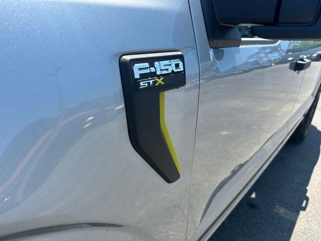 new 2025 Ford F-150 car, priced at $50,290