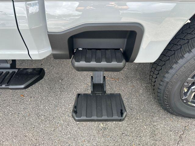 new 2025 Ford F-250 car, priced at $72,670