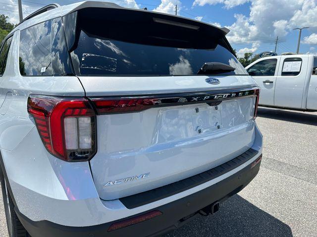 new 2025 Ford Explorer car, priced at $41,380