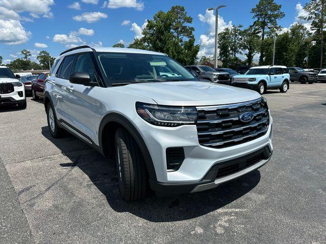 new 2025 Ford Explorer car, priced at $41,380