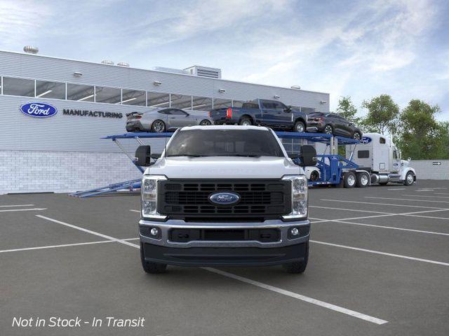 new 2025 Ford F-250 car, priced at $71,300