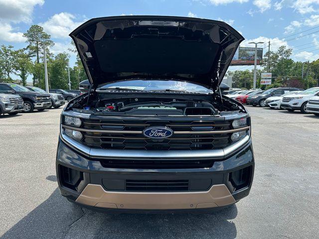 new 2025 Ford Expedition car, priced at $86,010