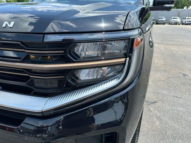 new 2025 Ford Expedition car, priced at $86,010