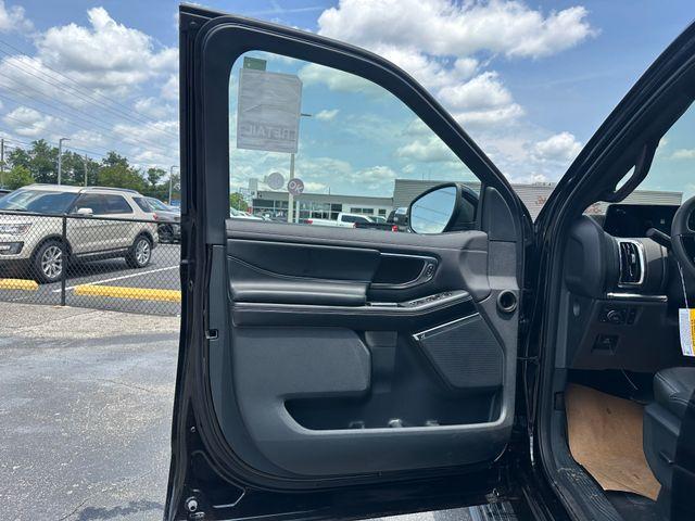 new 2025 Ford Expedition Max car, priced at $86,915