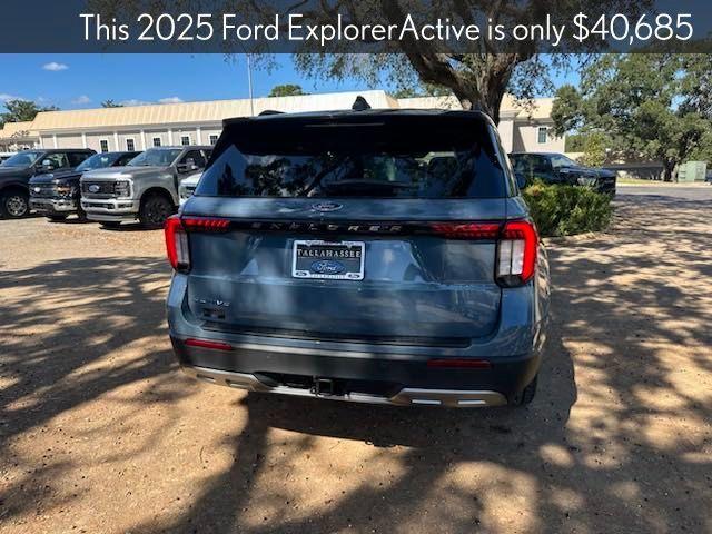 new 2025 Ford Explorer car, priced at $40,685