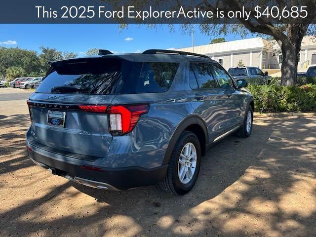 new 2025 Ford Explorer car, priced at $40,685